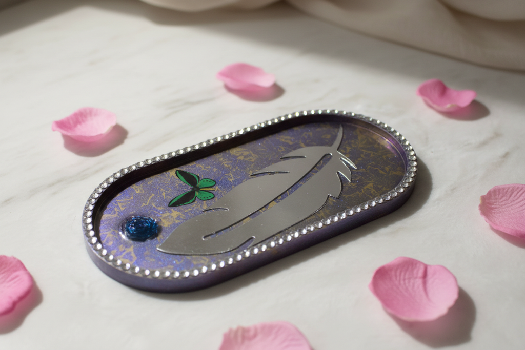 Tray on white marble with roses
